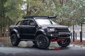 FORD RANGER RAPTOR GAUNTLET XD852 SATIN BLACK GRAY TINT