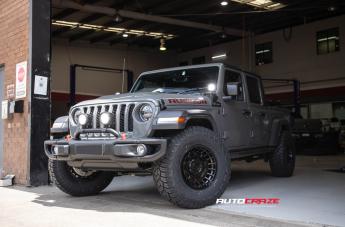 JEEP GLADIATOR MILITIA MATTE BLACK