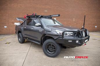 TOYOTA HILUX 4WD BULLY XD MATTE GREY BLACK RING