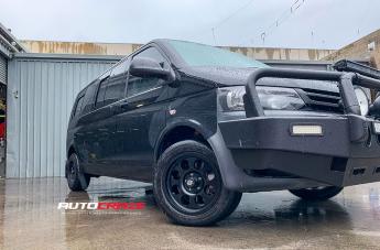 VOLKSWAGEN TRANSPORTER DESERT MATTE BLACK