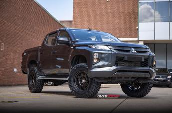MITSUBISHI TRITON TERRA SATIN BLACK