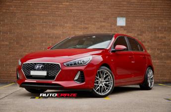 HYUNDAI I30 HOCKENHEIM HYPER BLACK