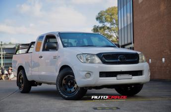 TOYOTA HILUX 2WD (2005 ONWARDS) TERRA SATIN BLACK