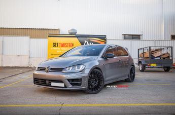 VOLKSWAGEN GOLF BUC MATTE BLACK