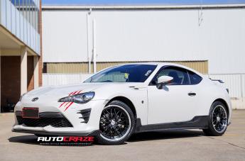 TOYOTA 86 CHEETAH GLOSS BLACK POLISH LIP