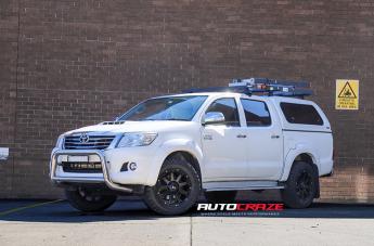 TOYOTA HILUX N70 4WD GATOR SATIN BLACK