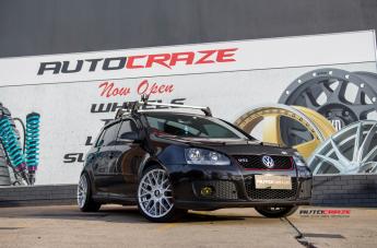 VOLKSWAGEN GOLF RSE SILVER