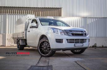ISUZU DMAX GD02 MATTE BLACK MILLED ACCENTS