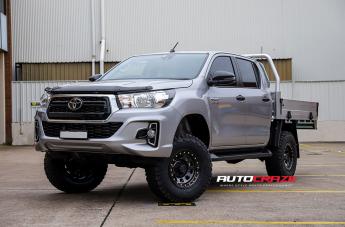 TOYOTA HILUX N80 4WD D LOCKER BLACK