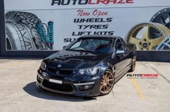 HOLDEN-COMMODORE-SF04-MATTE-BLACK