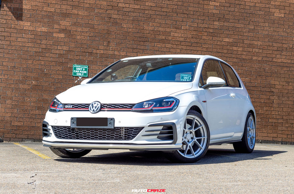 VOLKSWAGEN GOLF KOYA SF13 GLOSS SILVER