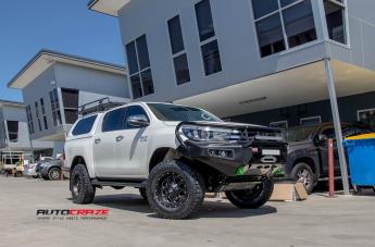 TOYOTA HILUX N80 4WD REVOLVER GLOSS BLACK WITH MILLED ACCENTS