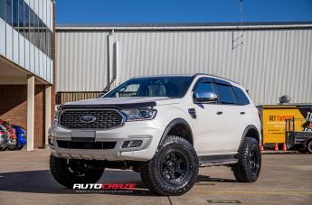 FORD EVEREST FUEL BLOCK MATTE BLACK