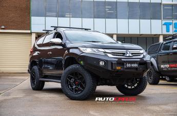 MITSUBISHI PAJERO SABBATH MATTE BLACK