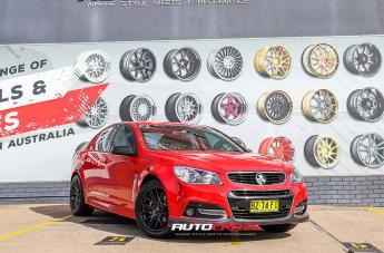 HOLDEN COMMODORE VF OX111 MATTE BLACK