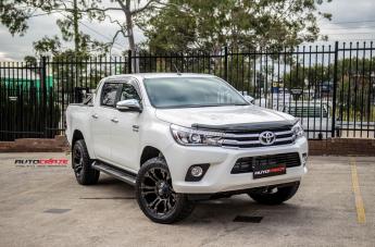 TOYOTA HILUX N80 4WD VAPOR BLACK MACHINED WITH DARK TINT