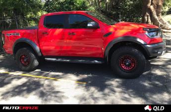 FORD-RANGER-RAPTOR-ZOMBIE-GLOSS-BLACK-MACHINED-RED