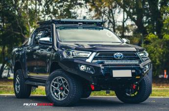 TOYOTA HILUX 4WD SABBATH HYPERBLACK