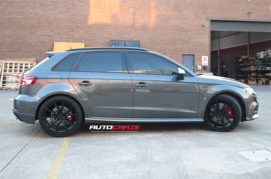 AUDI S3 KING VENOM GLOSS BLACK 