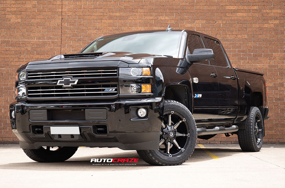 CHEVROLET SILVERADO FUEL COUPLER BLACK & MACHINED WITH TINT DARK