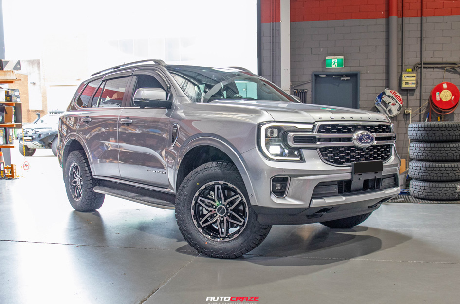 FORD EVEREST NEXT GEN NOMAD N232 GLOSS BLACK DARK TINT