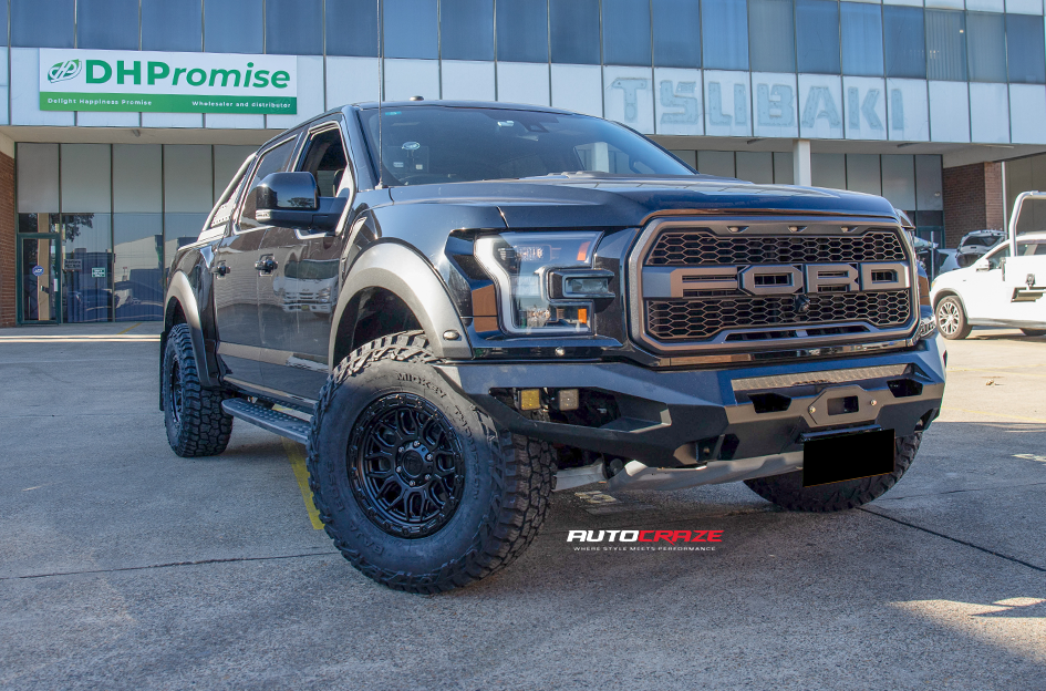 FORD F-150 FUEL SURGE MATTE BLACK W/ GLOSS BLACK LIP