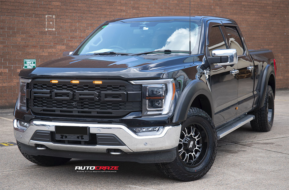 FORD F150 MOTO METAL MO810 LEGACY GLOSS BLACK MACHINED
