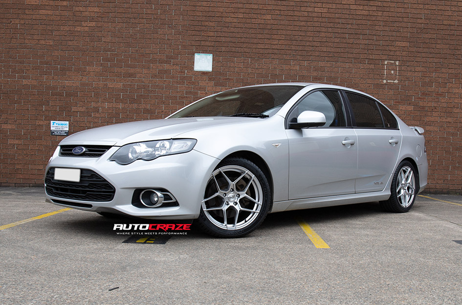FORD FALCON SSW LEMANS HYPER SILVER 