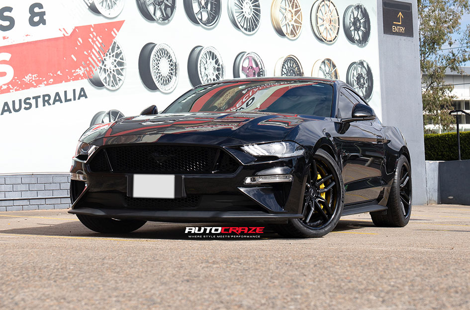 FORD MUSTANG NICHE METHOS GLOSS BLACK
