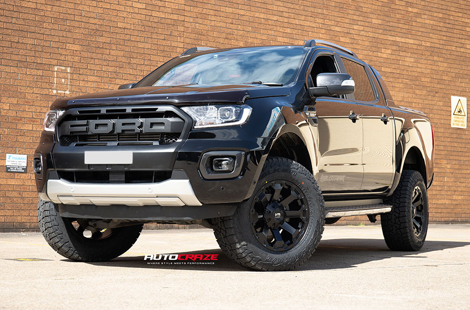 FORD RANGER KING AMBUSH SATIN BLACK 