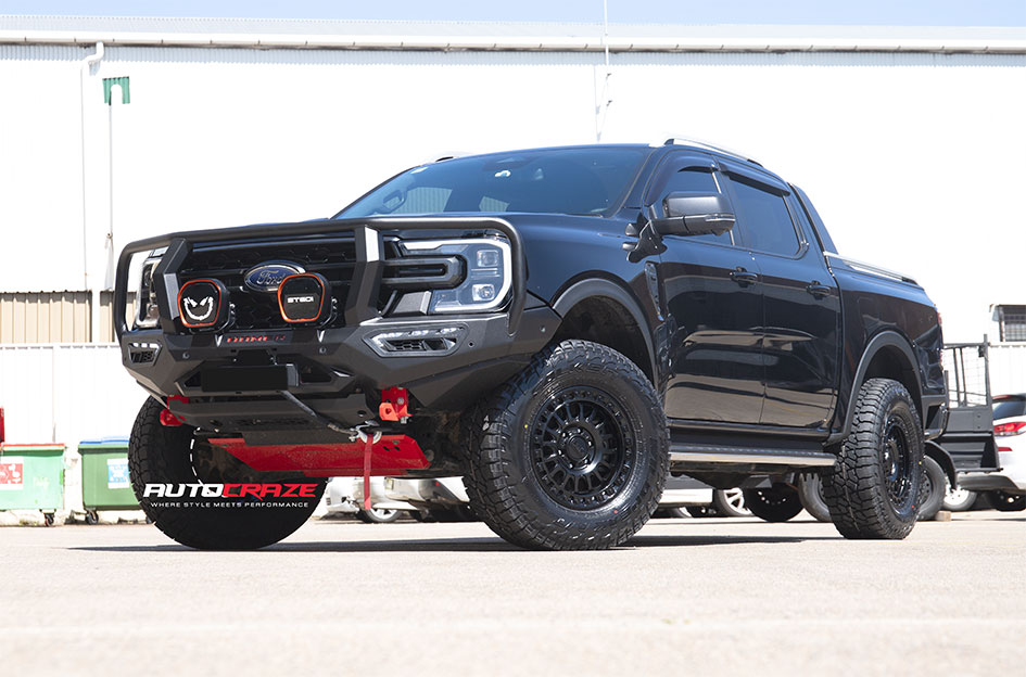 FORD RANGER NEXT GEN KMC IMS MATTE BLACK W/ GLOSS BLACK LIP