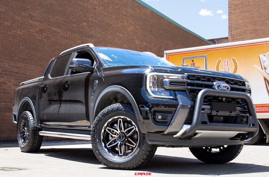 FORD RANGER NEXT GEN NOMAD N232 GLOSS BLACK DARK TINT