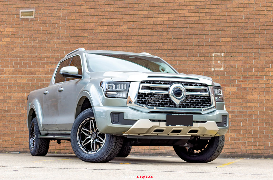 GWM CANNON NOMAD N232 GLOSS BLACK DARK TINT