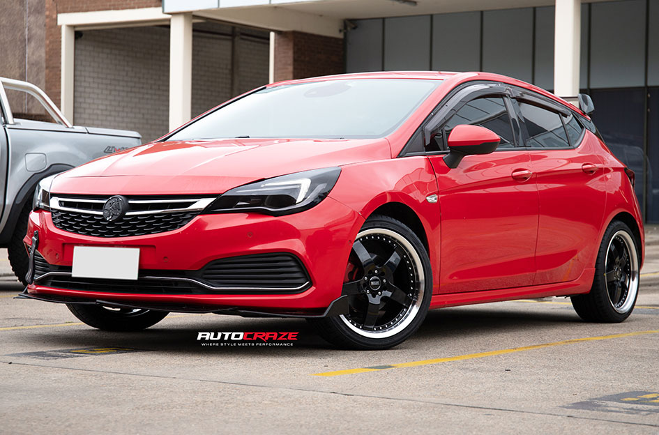 HOLDEN ASTRA CSA BERETTA GLOSS BLACK W/ MACHINED LIP