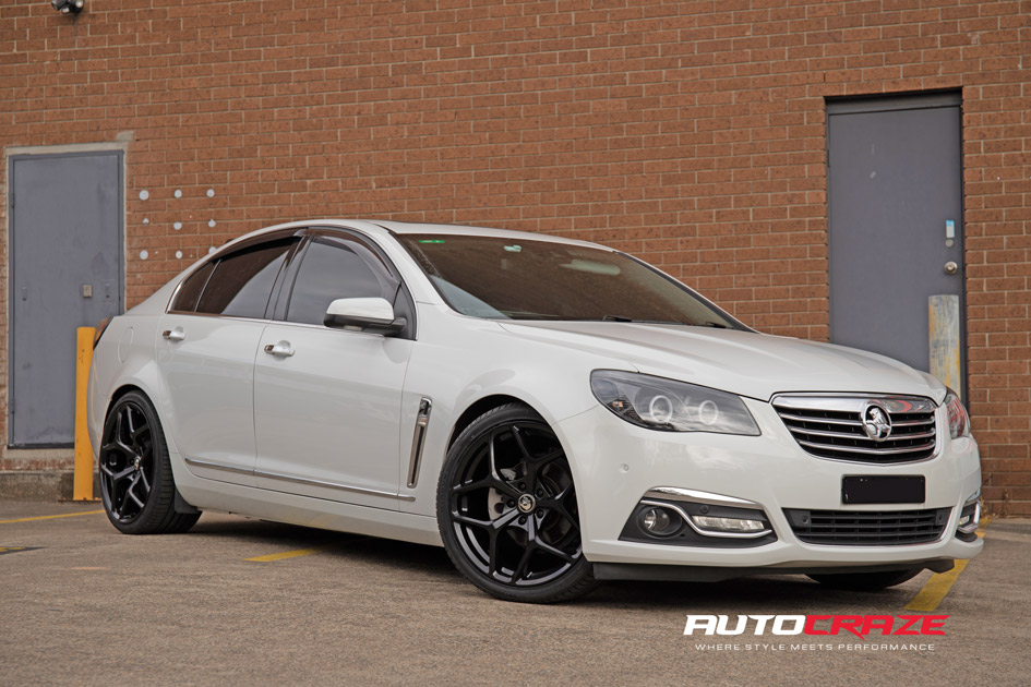 HOLDEN CALAIS SSW DOMINATE MATTE BLACK 