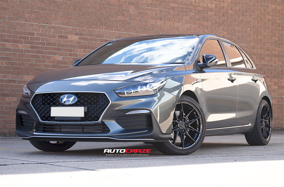 HYUNDAI I30 KING TOXIN GLOSS BLACK