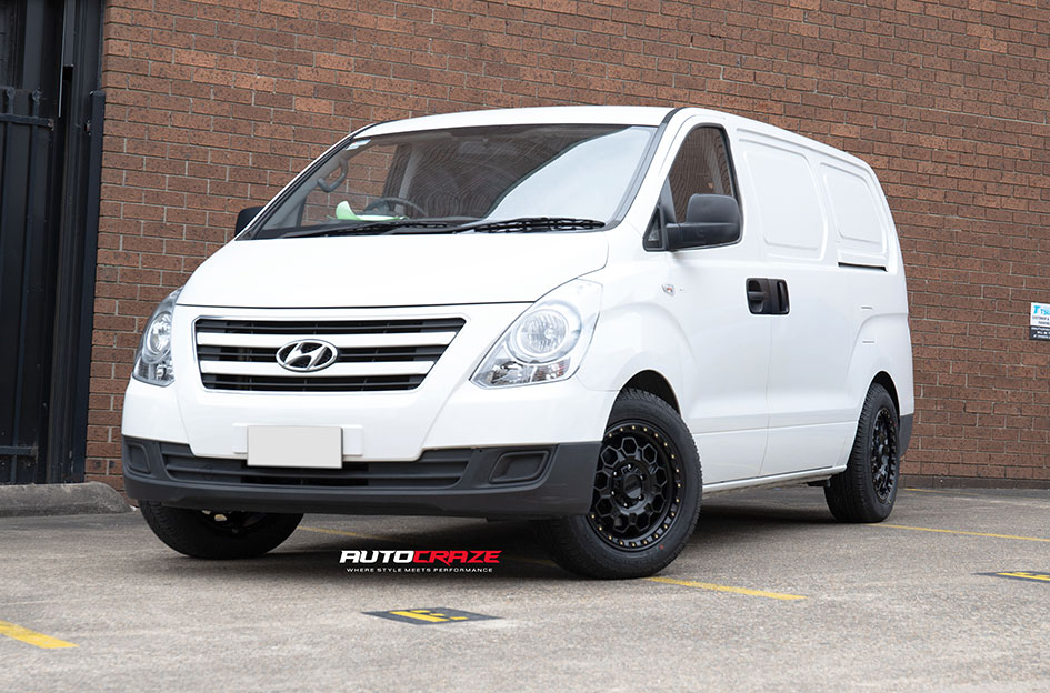 HYUNDAI ILOAD KMC TREK SATIN BLACK