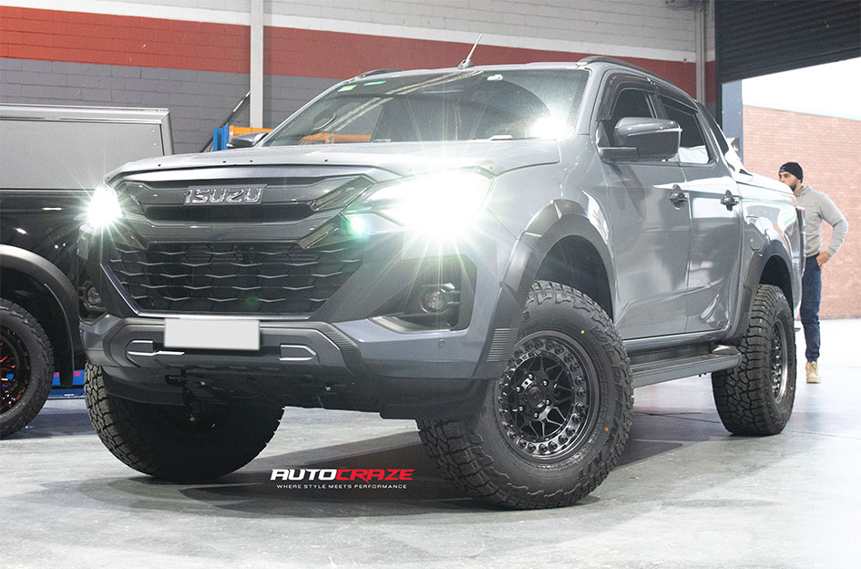 ISUZU DMAX BLACK RHINO ALPHA MATTE BLACK W/ GUNMETAL LIP