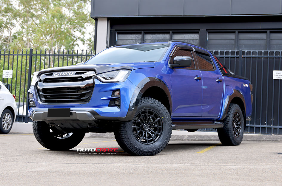 ISUZU DMAX NOMAD N162 SATIN BLACK