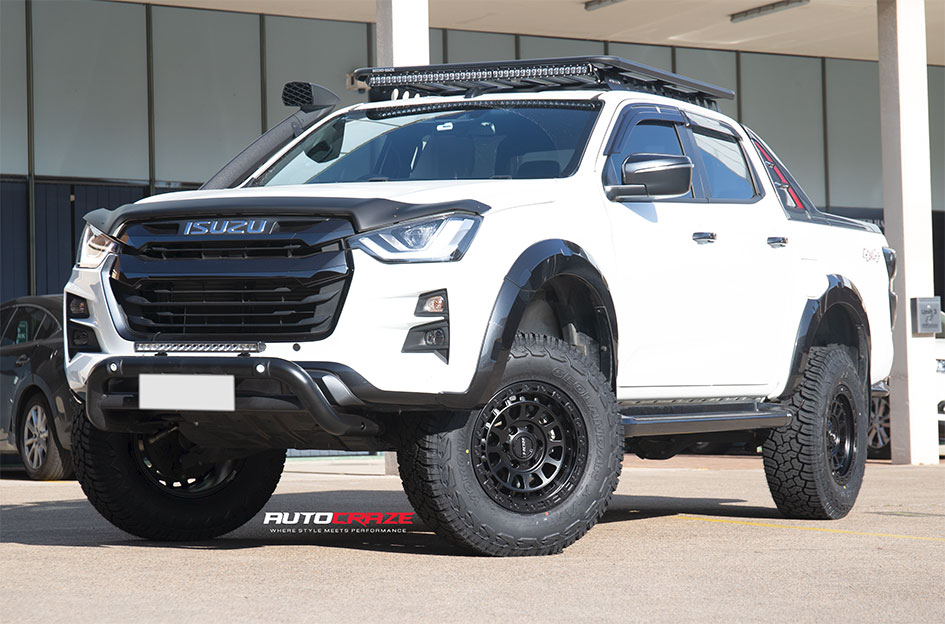 ISUZU DMAX ROH ASSAULT MATT BLACK