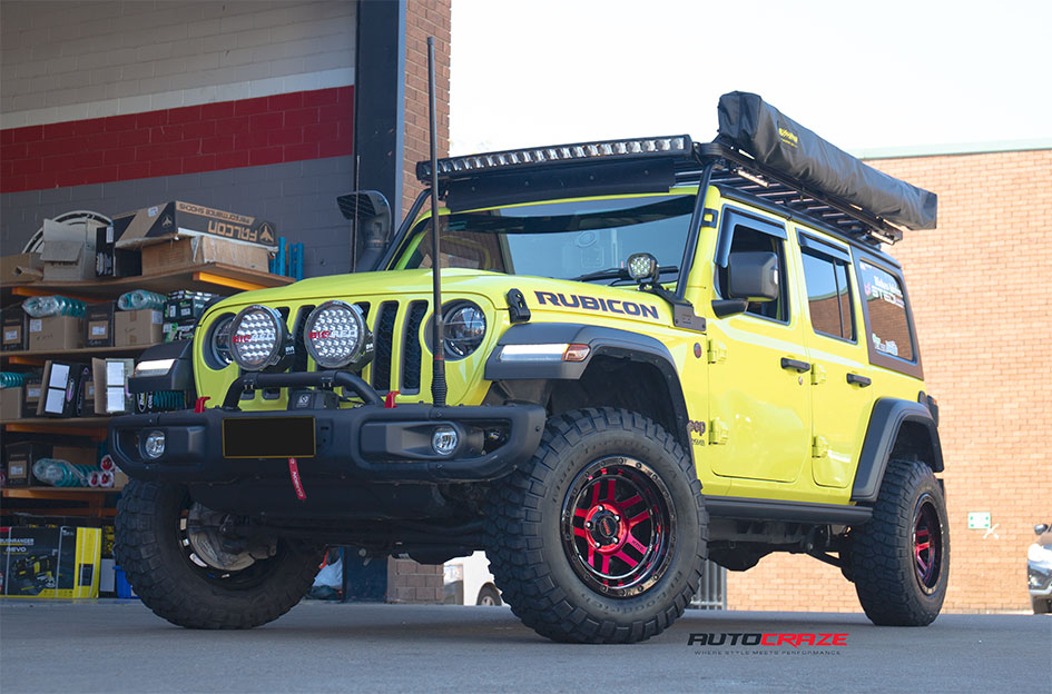 JEEP WRANGLER KMC RECON GLOSS BLACK MACHINED RED TINT
