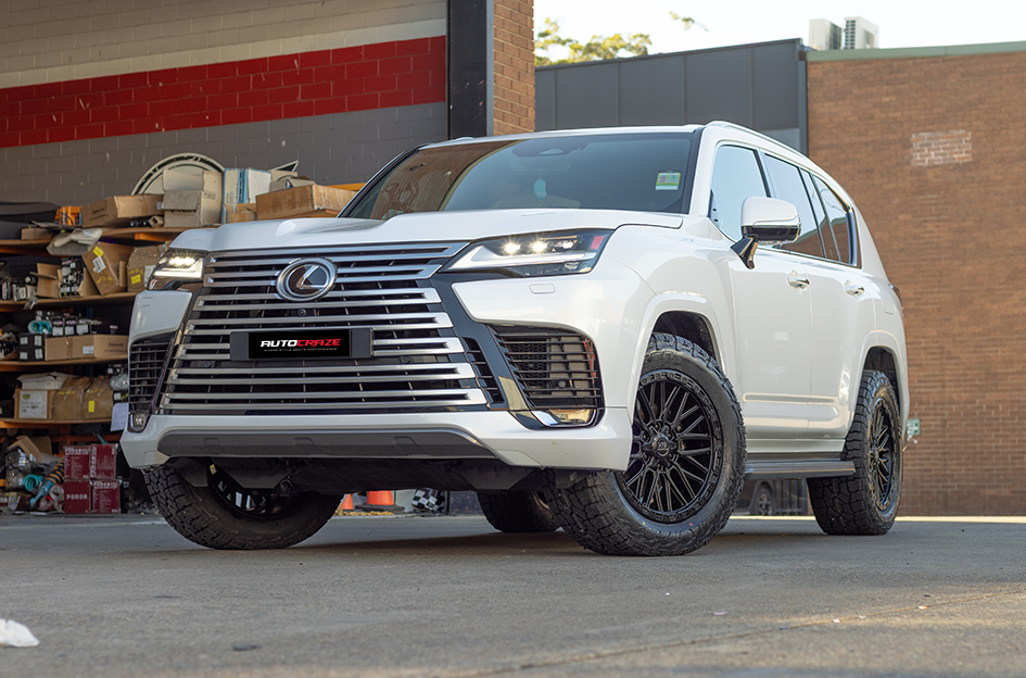 LEXUS LX600 KING DECEIT SATIN BLACK