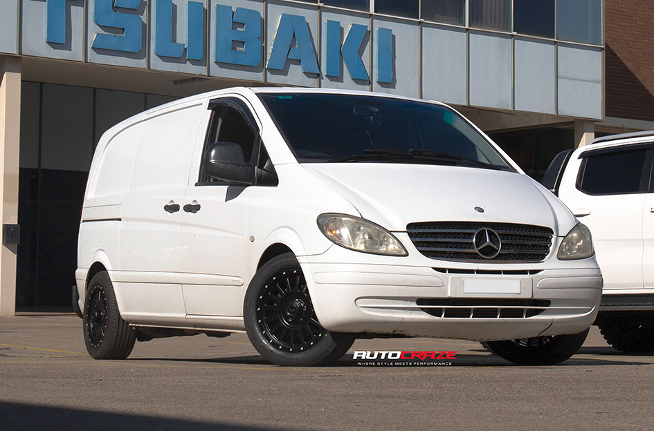 MERCEDES-BENZ VITO OX OX402 BLACK 