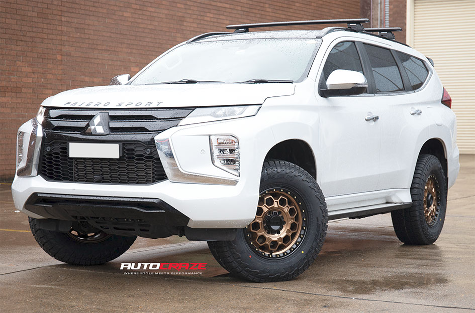 MITSUBISHI PAJERO SPORT KMC TREK MATTE BRONZE W/ BLACK LIP