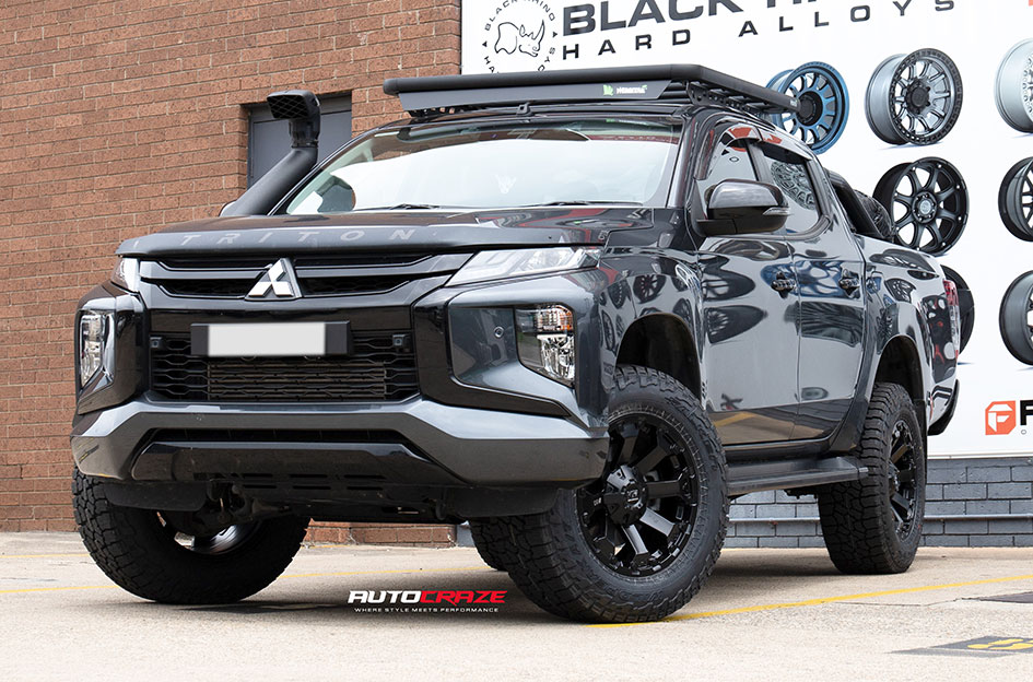 MITSUBISHI TRITON KING AMBUSH SATIN BLACK