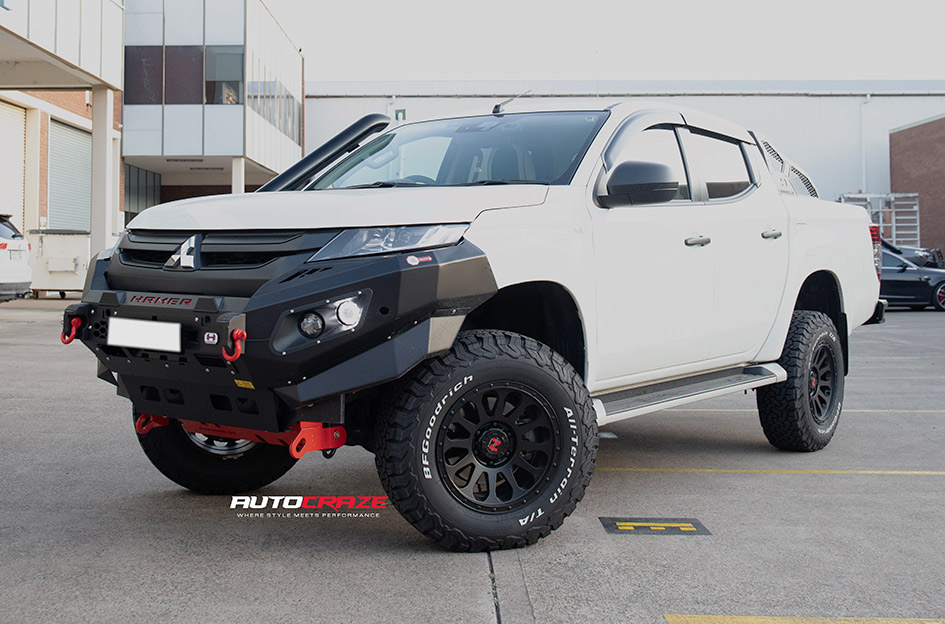 MITSUBISHI TRITON NOMAD VICTIM MATTE BLACK 