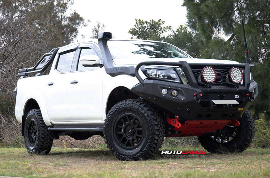 NISSAN NAVARA ELITE DETROIT MATTE BLACK 