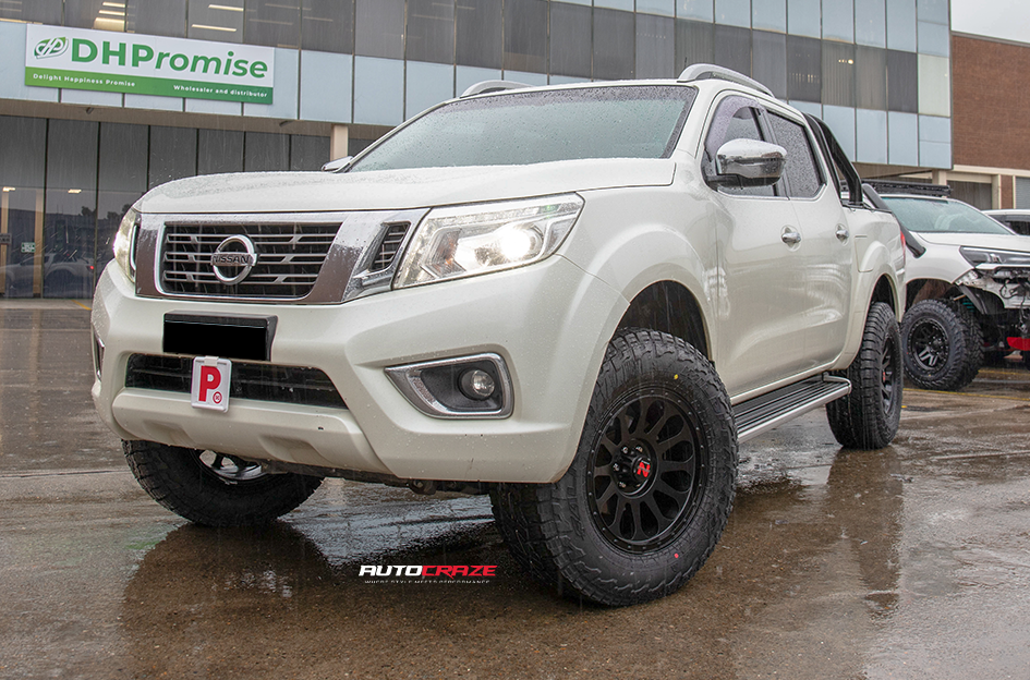 NISSAN NAVARA NOMAD VICTIM MATTE BLACK