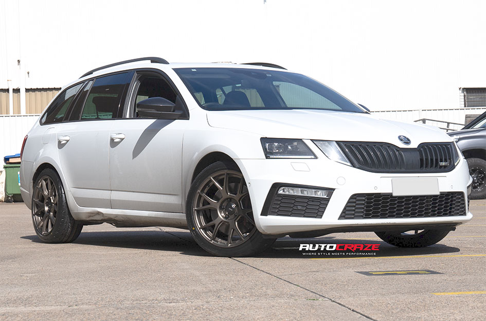SKODA OCTAVIA KONIG AMPLIFORM GLOSS BRONZE