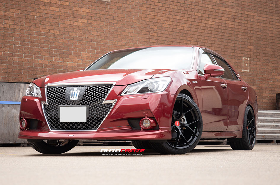 TOYOTA CROWN MASON ZR3 GLOSS BLACK 